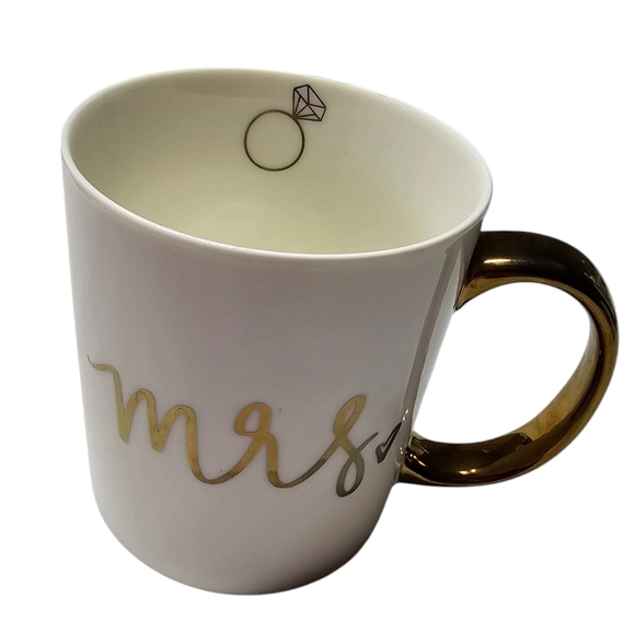 Sweet Water Decor - Mrs. Mug with Gold Handle *Retired* - Picture 3 of 7